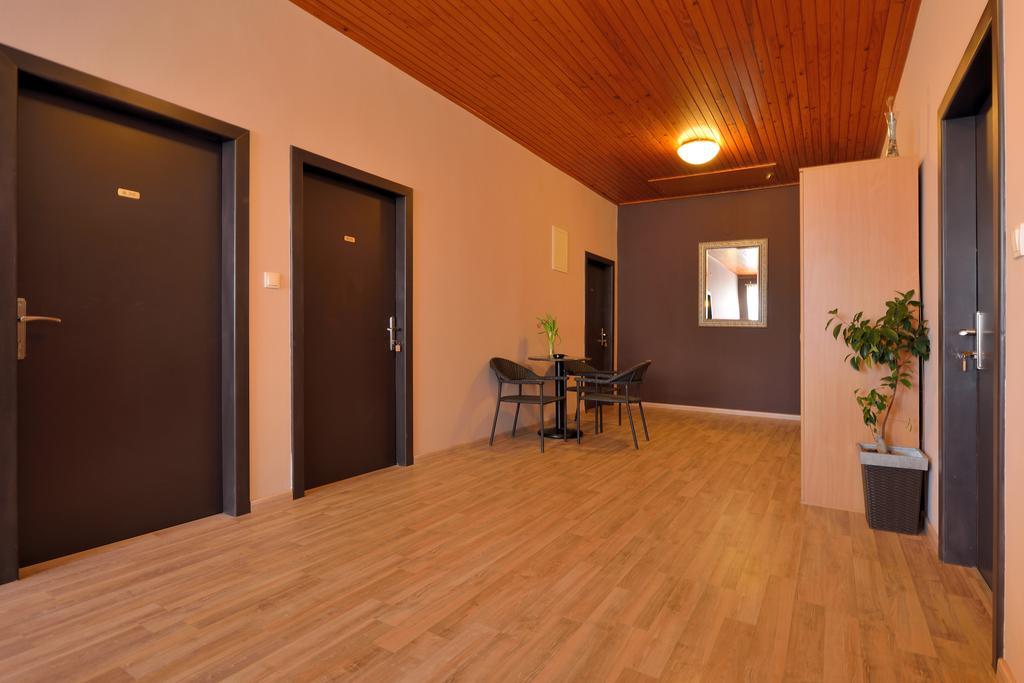 Guest House Malenica Sukošan Eksteriør billede